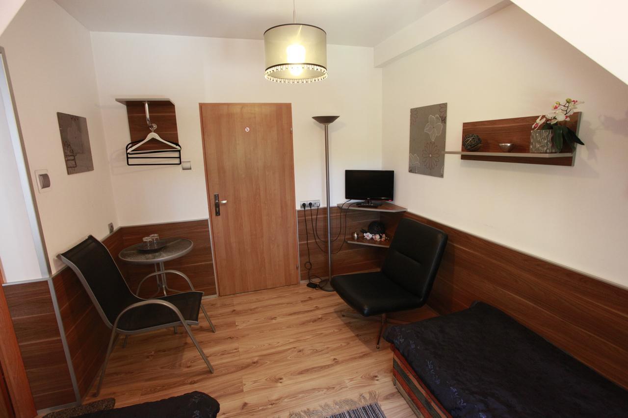 Zajazd Siodlo Hotel&Restauracja Kobyla Góra Екстериор снимка