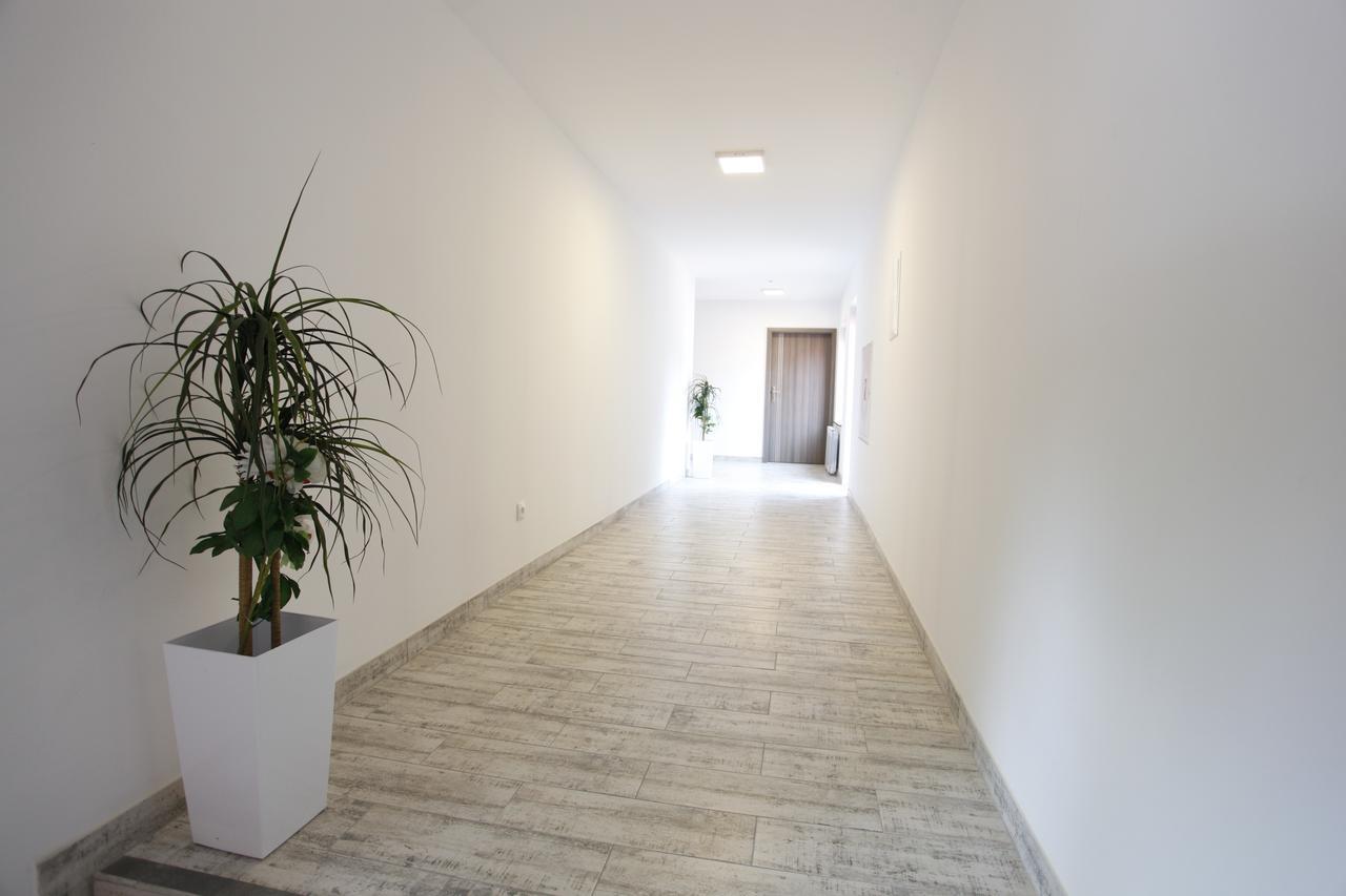 Zajazd Siodlo Hotel&Restauracja Kobyla Góra Екстериор снимка