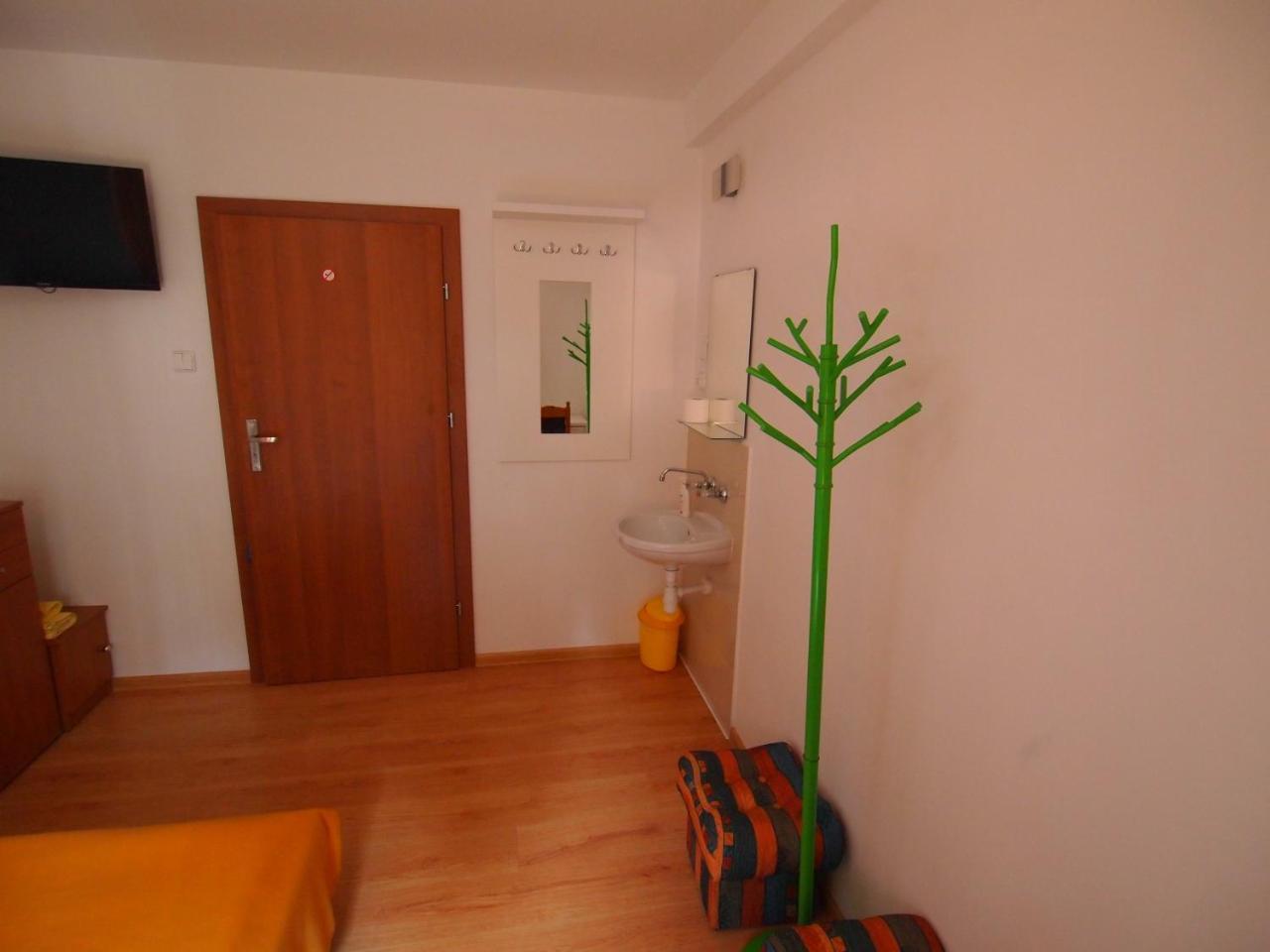 Zajazd Siodlo Hotel&Restauracja Kobyla Góra Екстериор снимка
